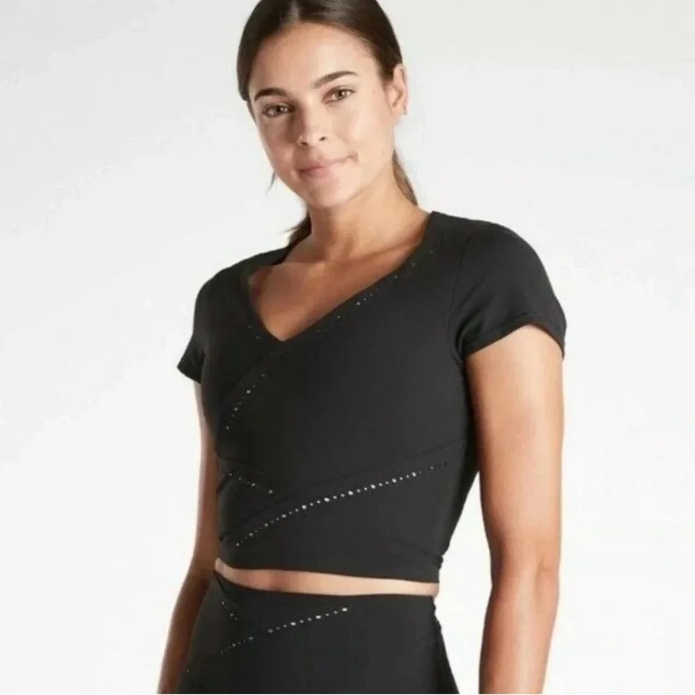 Athleta It’s a Wrap Tee Crop Top